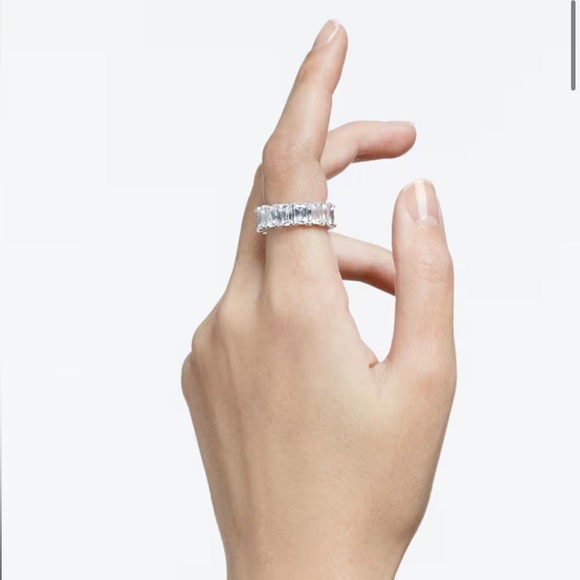 Swarovski Matrix Vittore ring - Picture 1 of 5